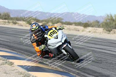 media/Dec-04-2025-Racers Edge (Thu) [[5ebc9f124d]]/3-B Group/3-Session 2 (Turn 7 Inside)/